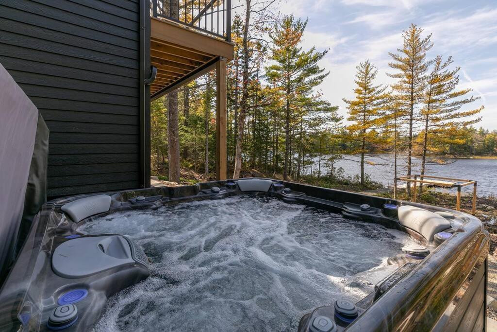 Numinous Cottage Long Lake Oasis Centre Rawdon Extérieur photo